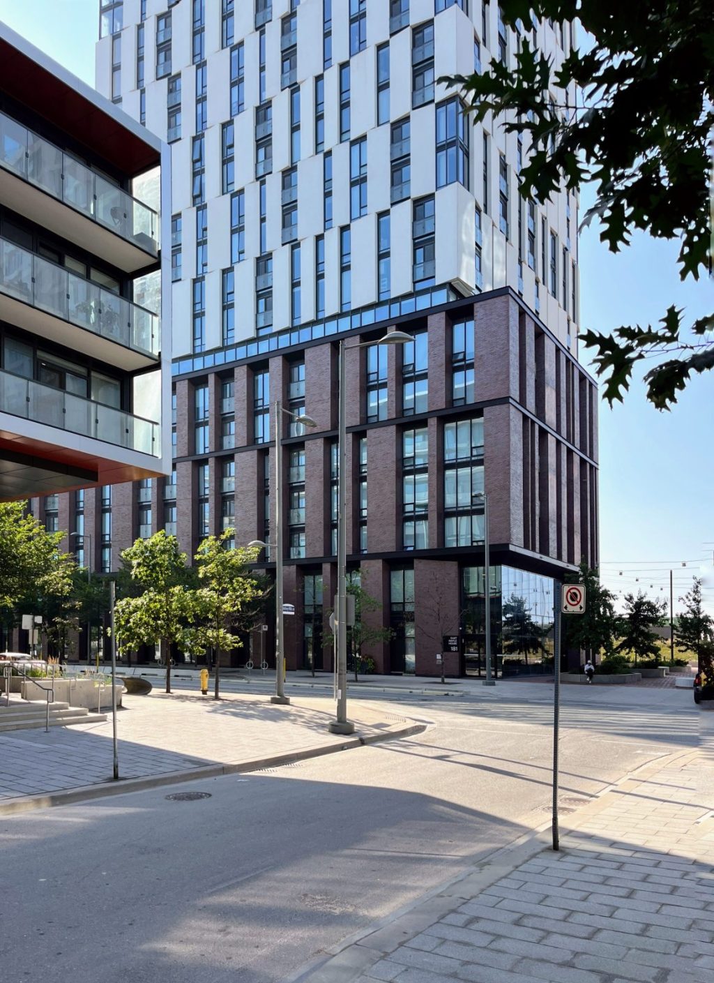 Canary Landing – East Maple&nbsp;House