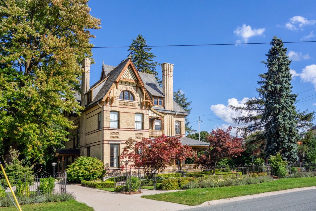 67 Peel St S, St.&nbsp;Marys