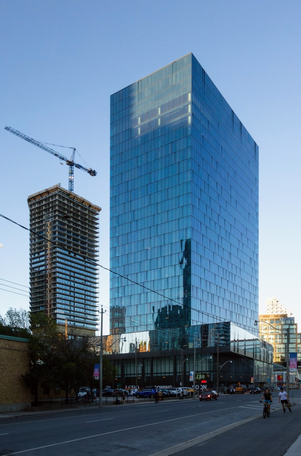 100 Queens Quay E,&nbsp;Toronto