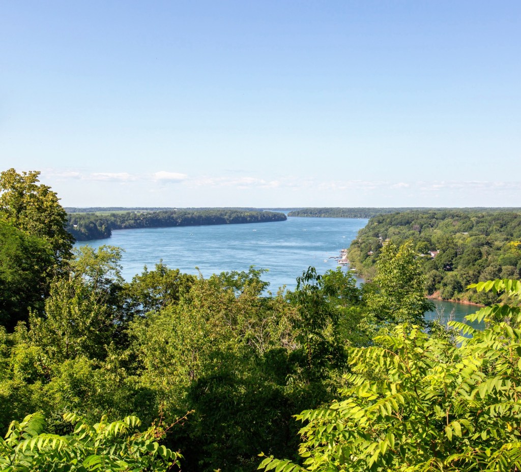 Niagara River Scenic Outlook&nbsp;Point