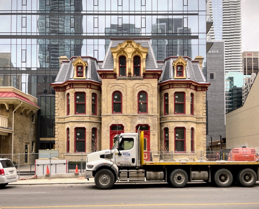 Bernard Haldan Houses